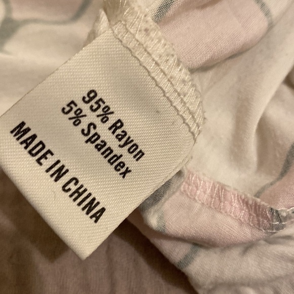 TOSS DESIGN PICKLEBALL PRINT RAYON BUTTON DOWN PAJAMAS. Size L / XL - Picture 6 of 10